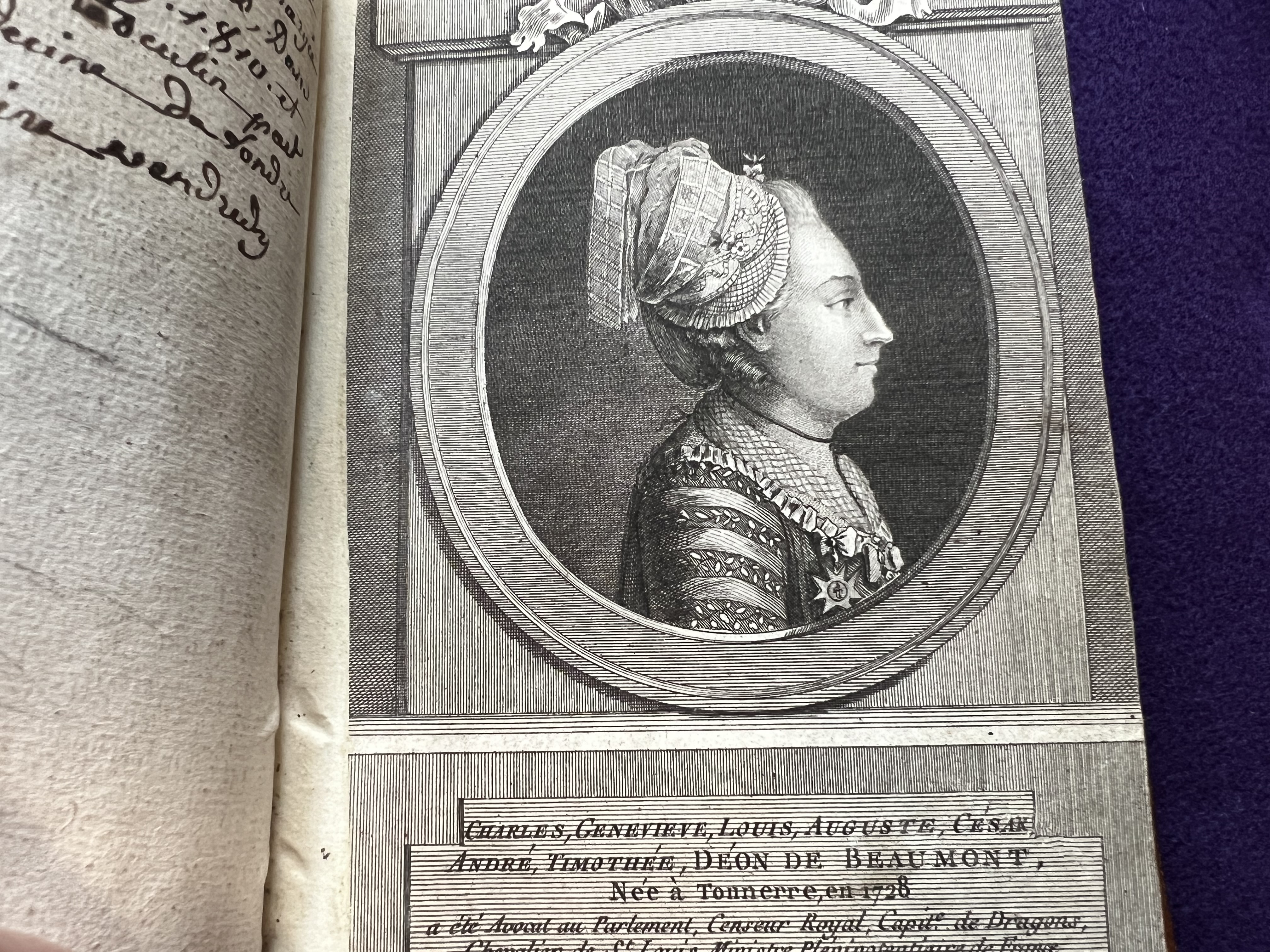 Engraved portrait of a person in profile with a turban and patterned garment, accompanied by handwritten notes. Transcribed Text: CHARLES GENEVIÉVE LOUIS AUGUSTE CÉSAR ANDRÉ TIMOTHÉE D’ÉON DE BEAUMONT, Née à Tonnerre en 1728 a été Secrétaire du Roy, Lieutenant, Capitaine, Caravéal, Chevalier, Gavalier Royale de Dragout.