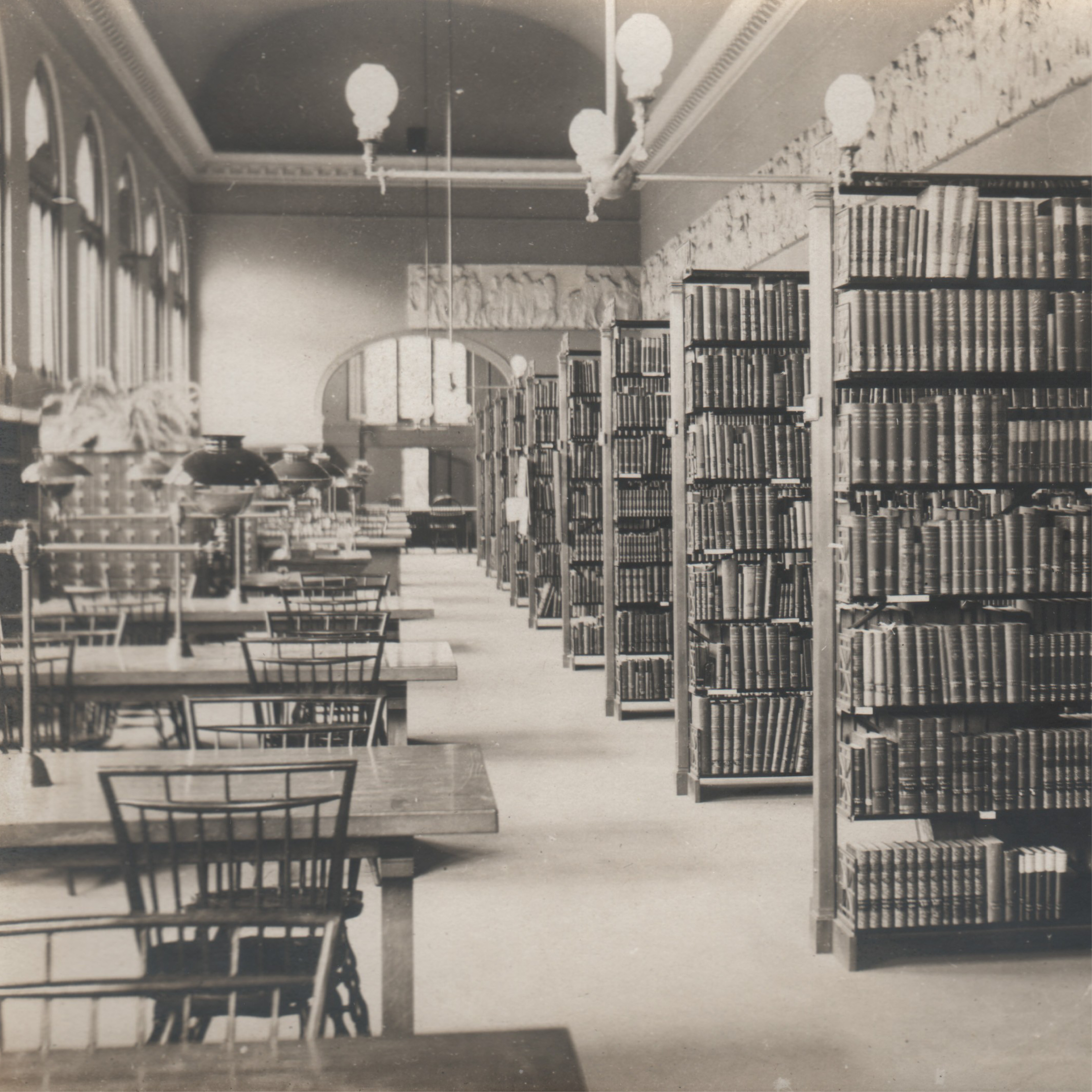 “Stark Street Library Reference Room” (Portland, OR, 1900–1909). Multnomah County Library Historical Photographs Archive.